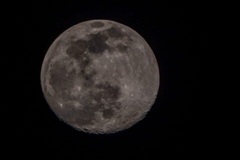 Moon_DSF8543