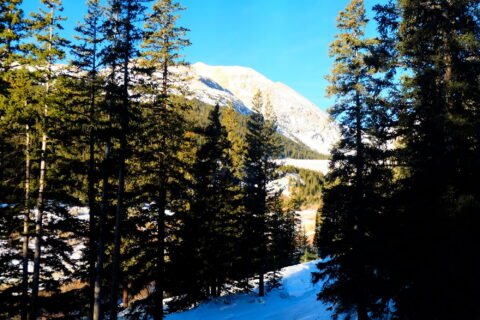 sunrise-in-colorado-mountains